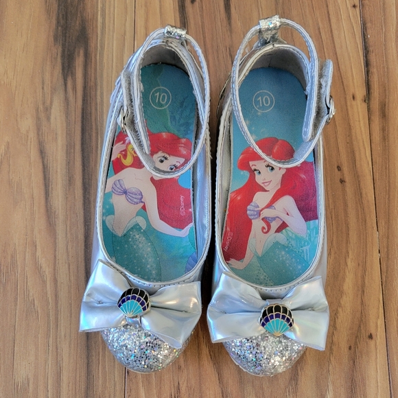 Toddler Girls Disney Silver Mermaid Heels - Picture 2 of 7